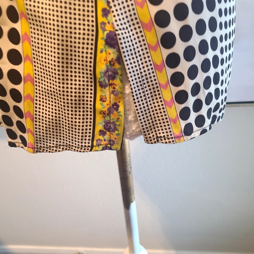 Versace Yellow and Black And White Pok A Dot Sleeveless Shirt 44 EU/US M - Picture 4 of 11